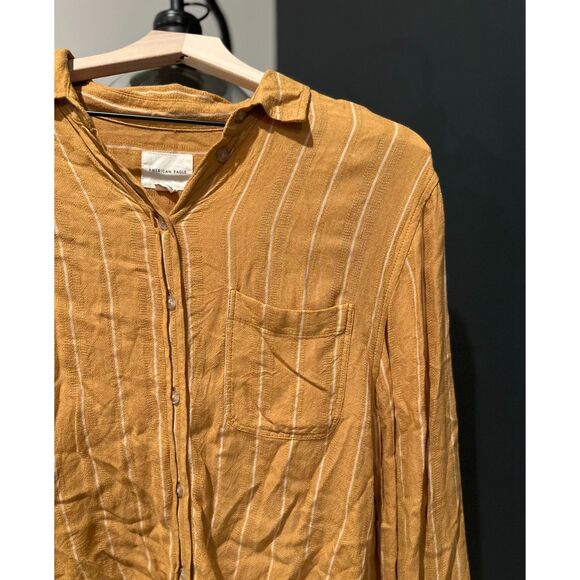 American Eagle Button Down Tie Front Top - Picture 4 of 10